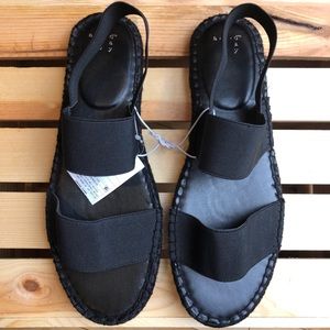 BLACK SANDALS - SIZE 11
